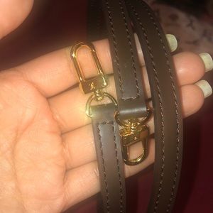 LV STRAP